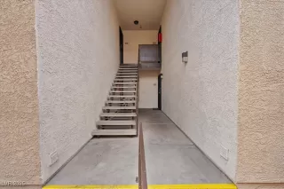 Photo #6: 2731257 Listing 