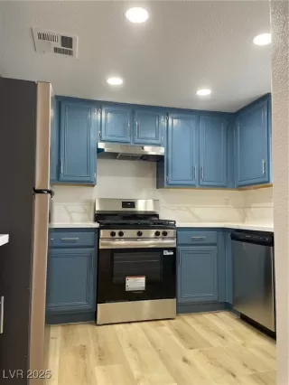 Photo #2: 2731270 Listing 