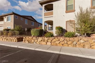 Photo #3: 2731272 Listing 