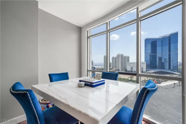 MLS: 2731288 Condo For Sale