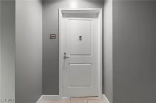 Photo #3: 2731288 Listing 