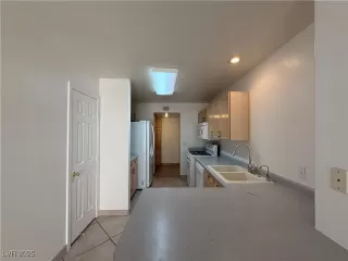 Photo #5: 2731294 Listing 