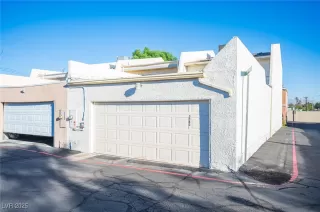 Photo #3: 2731318 Listing 