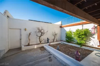 Photo #5: 2731318 Listing 