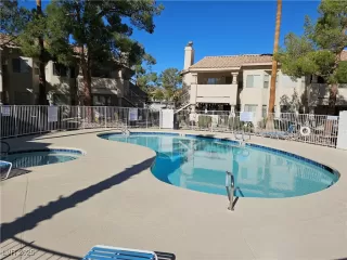 Photo #1: 2731320 Listing 