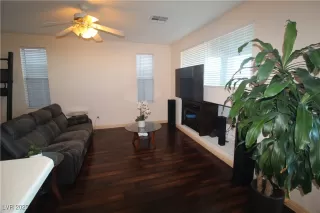 Photo #6: 2731347 Listing 