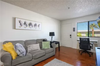 Photo #3: 2731354 Listing 