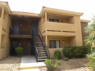 Photo #1: 2731360 Listing