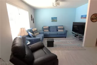 Photo #2: 2731376 Listing