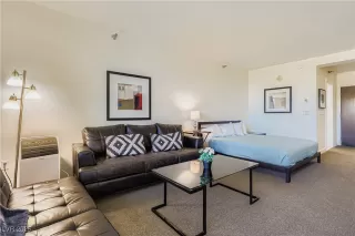 Photo #5: 2731384 Listing 