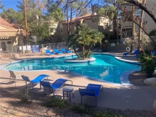 Photo #1: 2731387 Listing