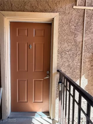 Photo #1: 2731388 Listing 