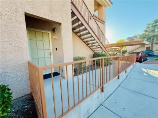 Photo #1: 2731415 Listing 