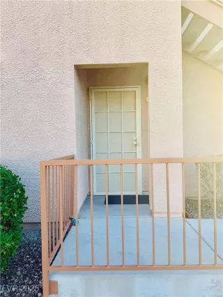 Photo #3: 2731415 Listing 