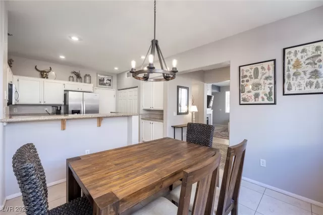 MLS: 2731438 Condo For Sale