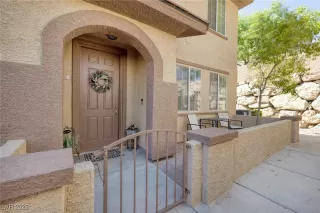 Photo #1: 2731438 Listing 