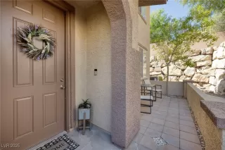 Photo #2: 2731438 Listing 