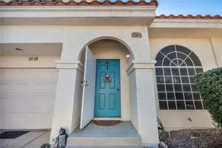 Photo #1: 2731446 Listing 