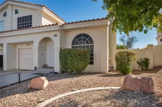 Photo #3: 2731446 Listing 