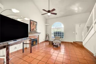 Photo #5: 2731446 Listing 