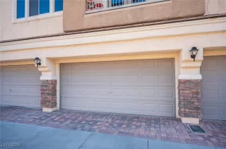 Photo #1: 2731456 Listing