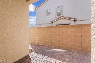 Photo #4: 2731484 Listing