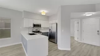 Photo #3: 2731485 Listing 