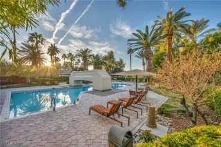 Photo #3: 2731558 Listing 