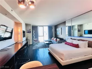 Photo #6: 2731562 Listing