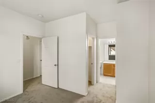 Photo #5: 2731613 Listing 