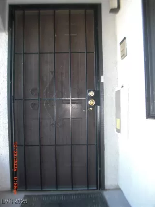 Photo #2: 2731633 Listing 