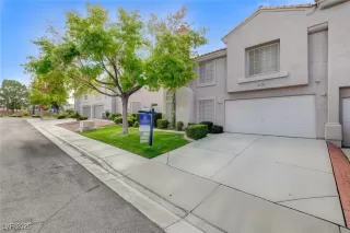 Photo #1: 2731652 Listing