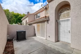 Photo #5: 2731652 Listing