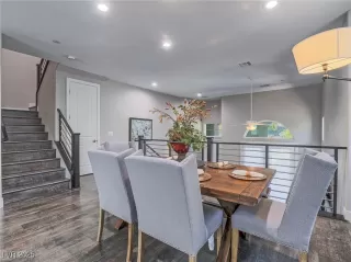 Photo #6: 2731676 Listing