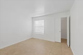 Photo #5: 2731681 Listing 