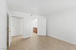 Photo #6: 2731681 Listing 