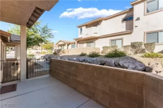 Photo #4: 2731697 Listing