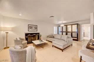 Photo #2: 2731718 Listing 