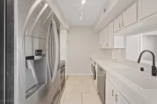 Photo #1: 2731725 Listing