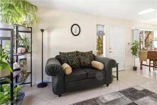 Photo #1: 2731729 Listing