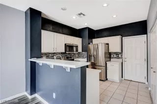 Photo #6: 2731750 Listing 