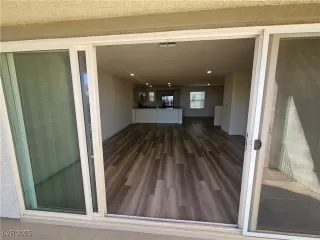 Photo #6: 2731772 Listing