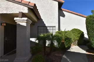 Photo #2: 2731791 Listing 