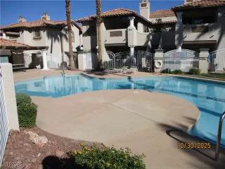 Photo #1: 2731795 Listing