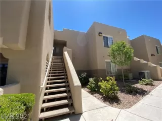 Photo #3: 2731800 Listing 