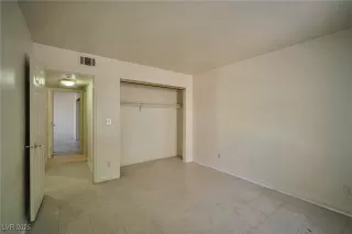 Photo #4: 2731802 Listing