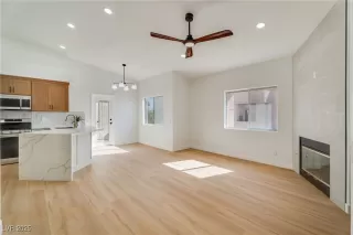 Photo #2: 2731870 Listing 