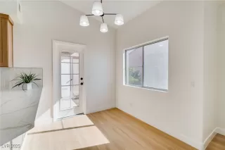 Photo #6: 2731870 Listing 