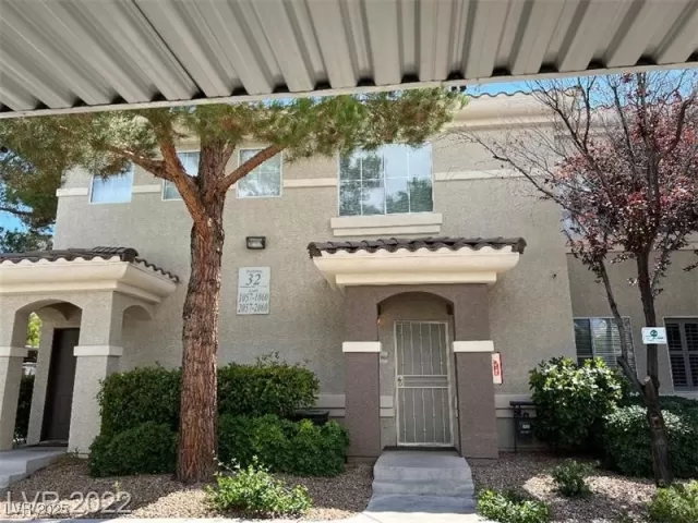 MLS: 2731899 Condo For Sale