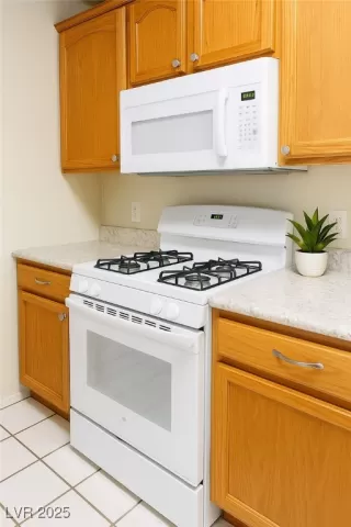 Photo #3: 2731908 Listing 